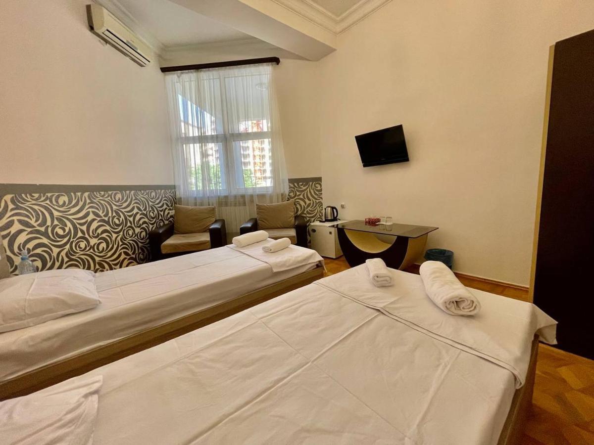 Olive Hotel Jerevan Eksteriør bilde
