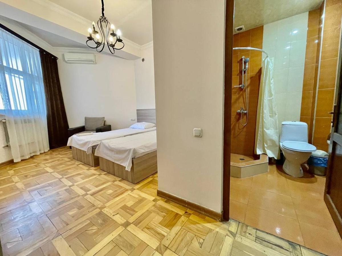 Olive Hotel Jerevan Eksteriør bilde