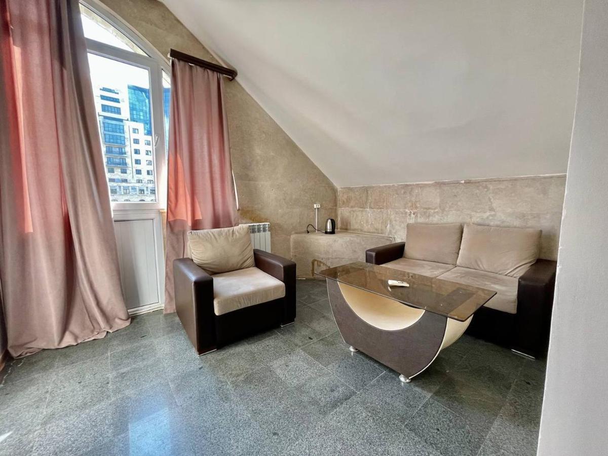Olive Hotel Jerevan Eksteriør bilde